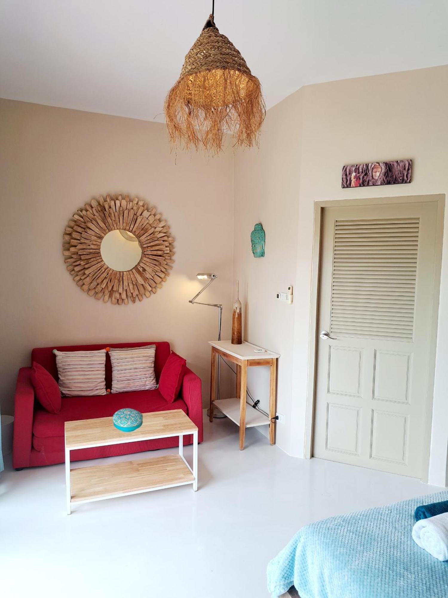 Laura Guest House-Adult Only- Hua Thanon  Ngoại thất bức ảnh