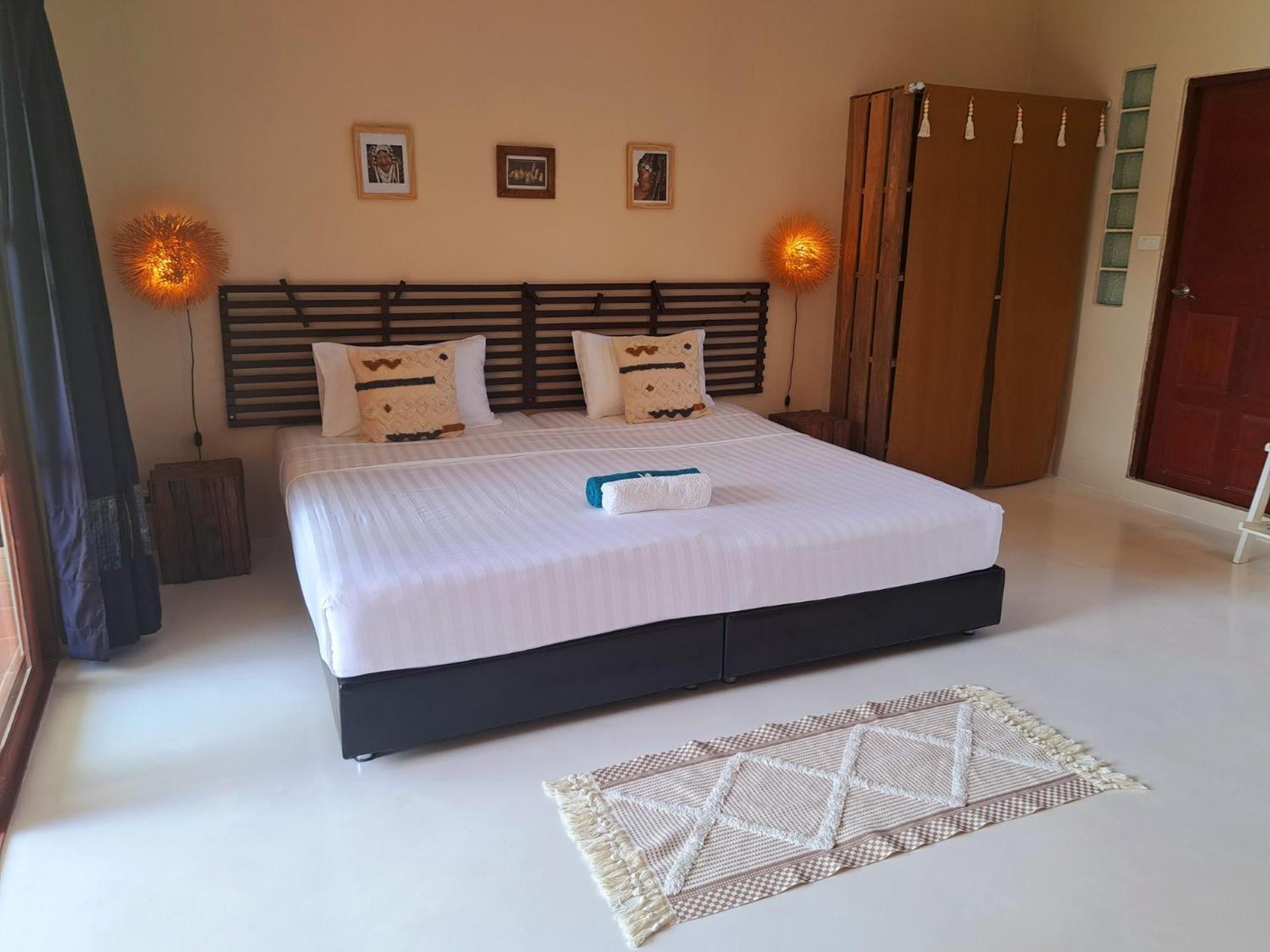 Laura Guest House-Adult Only- Hua Thanon  Ngoại thất bức ảnh