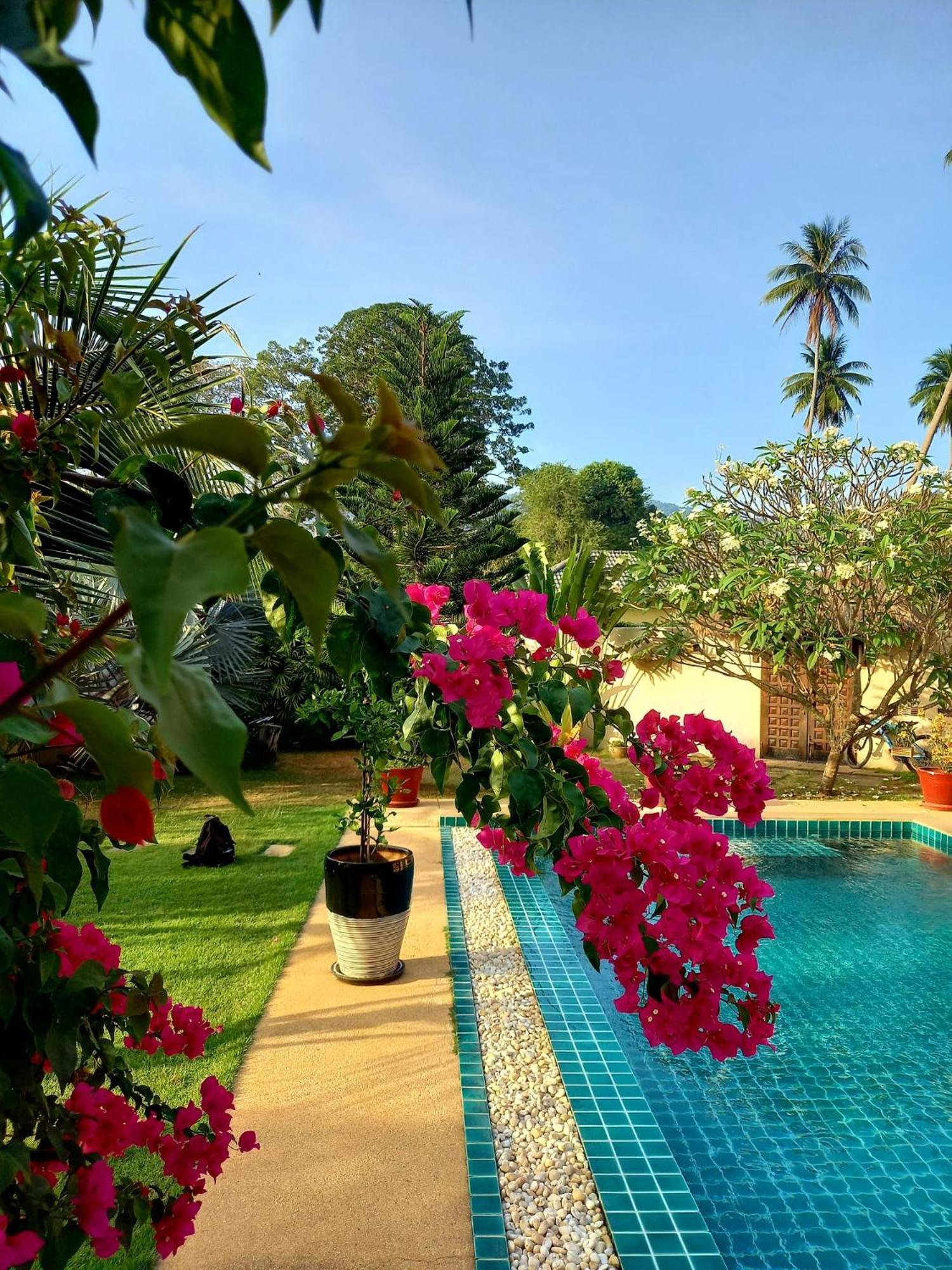 Laura Guest House-Adult Only- Hua Thanon  Ngoại thất bức ảnh