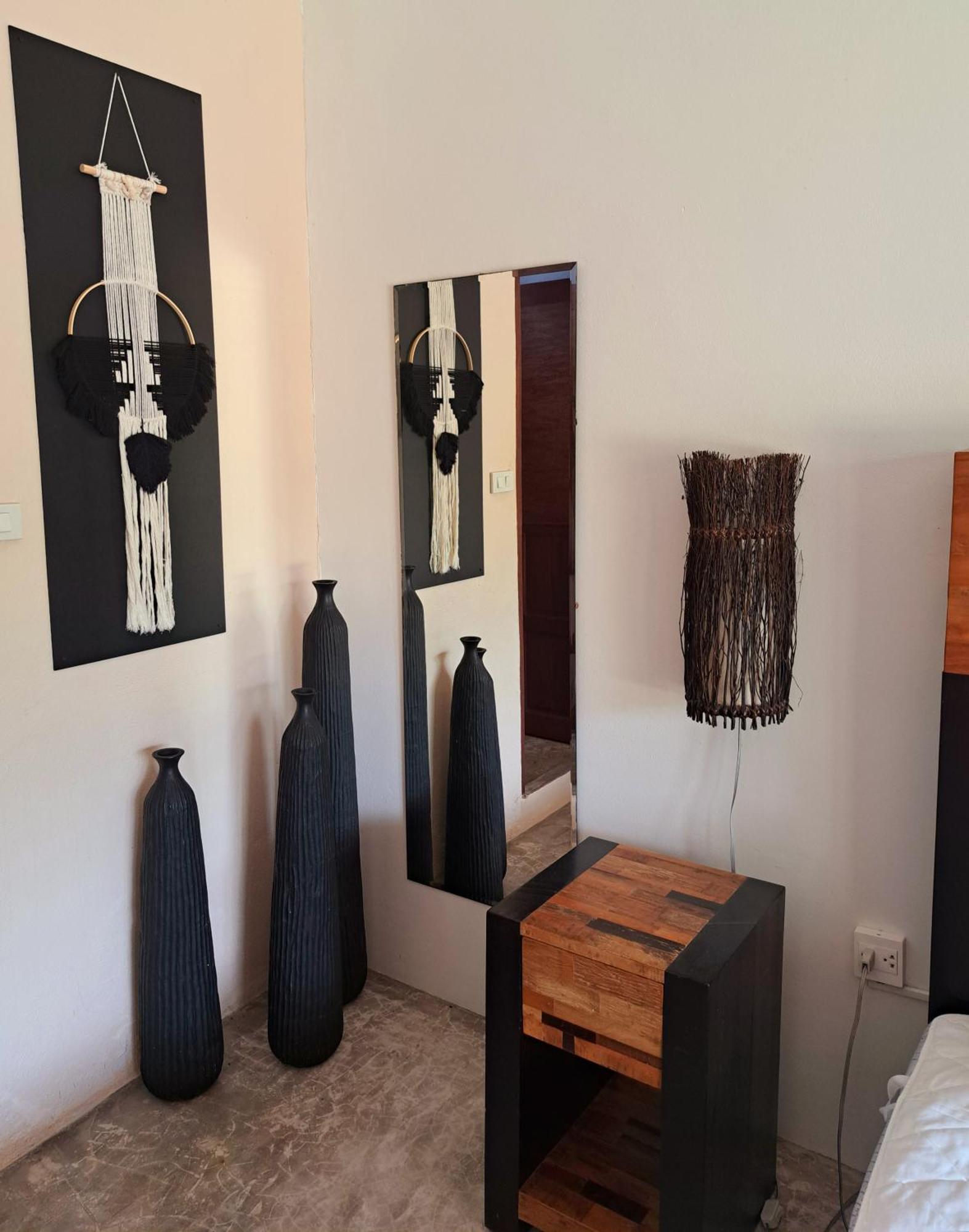 Laura Guest House-Adult Only- Hua Thanon  Ngoại thất bức ảnh